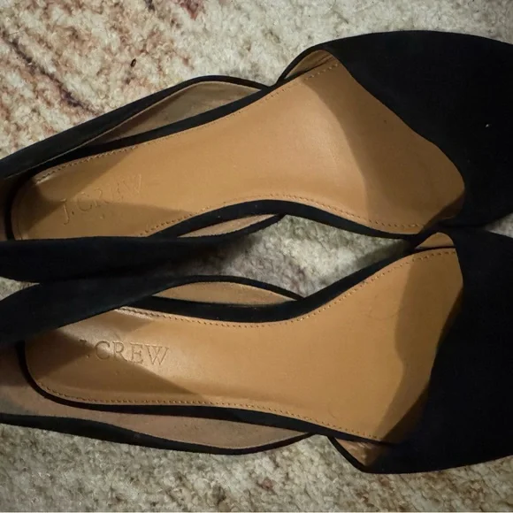 Elegant Black Women's Flats - Picture 2 of 4